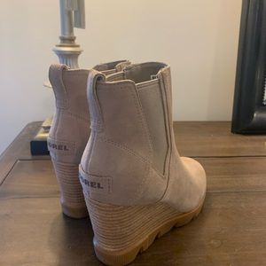 Sorel wedge boots